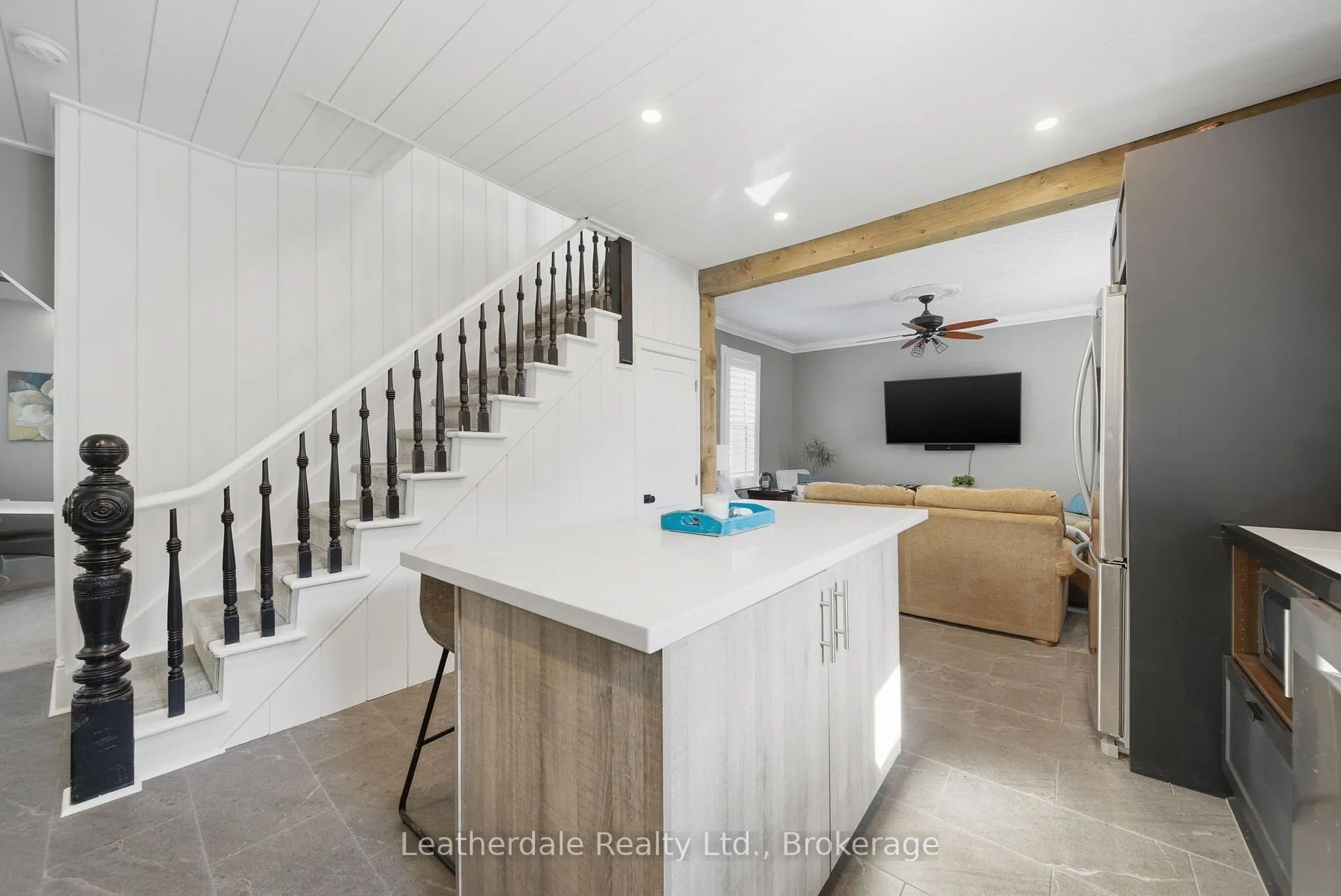 Photo 12 of 42 Frederick Street, Orillia — HOMEH