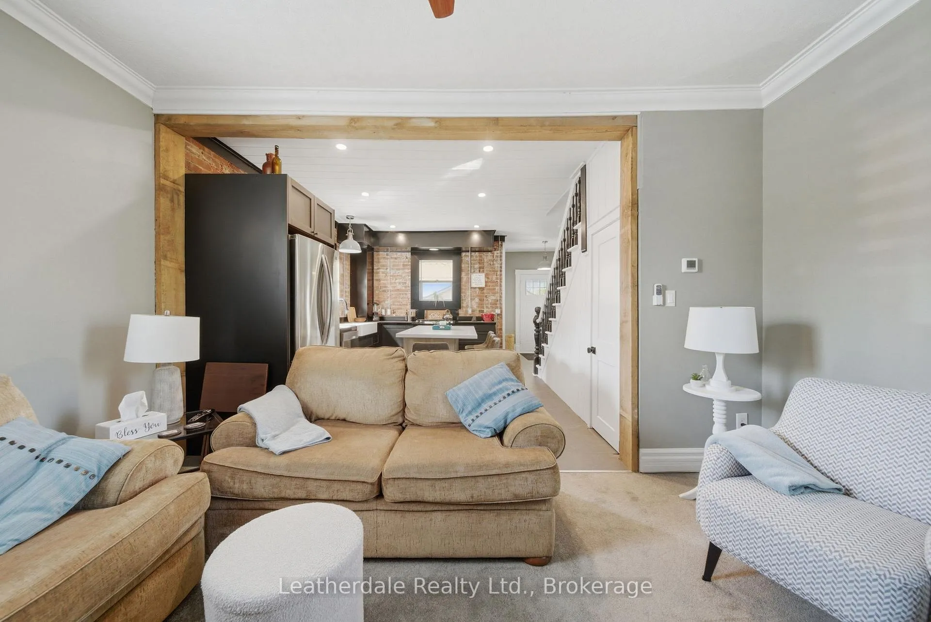 Photo 17 of 42 Frederick Street, Orillia — HOMEH