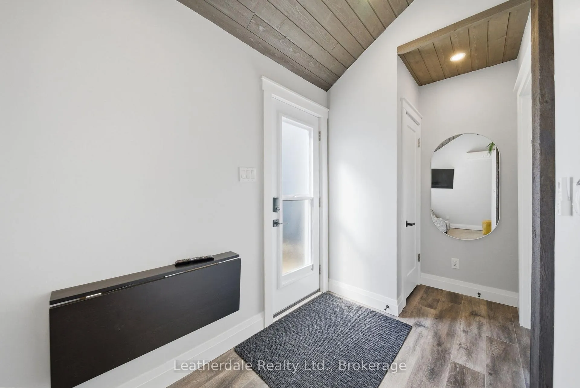Photo 29 of 42 Frederick Street, Orillia — HOMEH