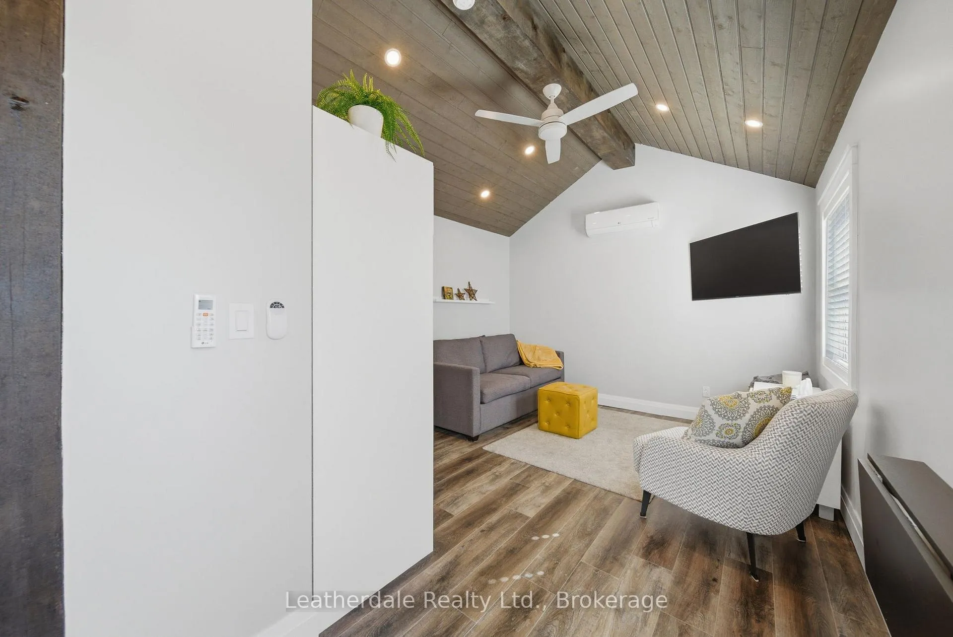 Photo 30 of 42 Frederick Street, Orillia — HOMEH