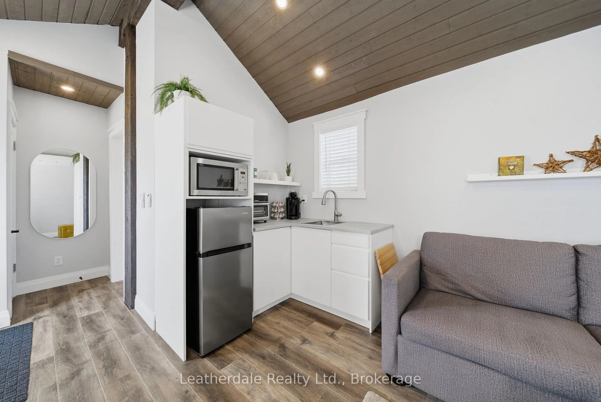 Photo 32 of 42 Frederick Street, Orillia — HOMEH