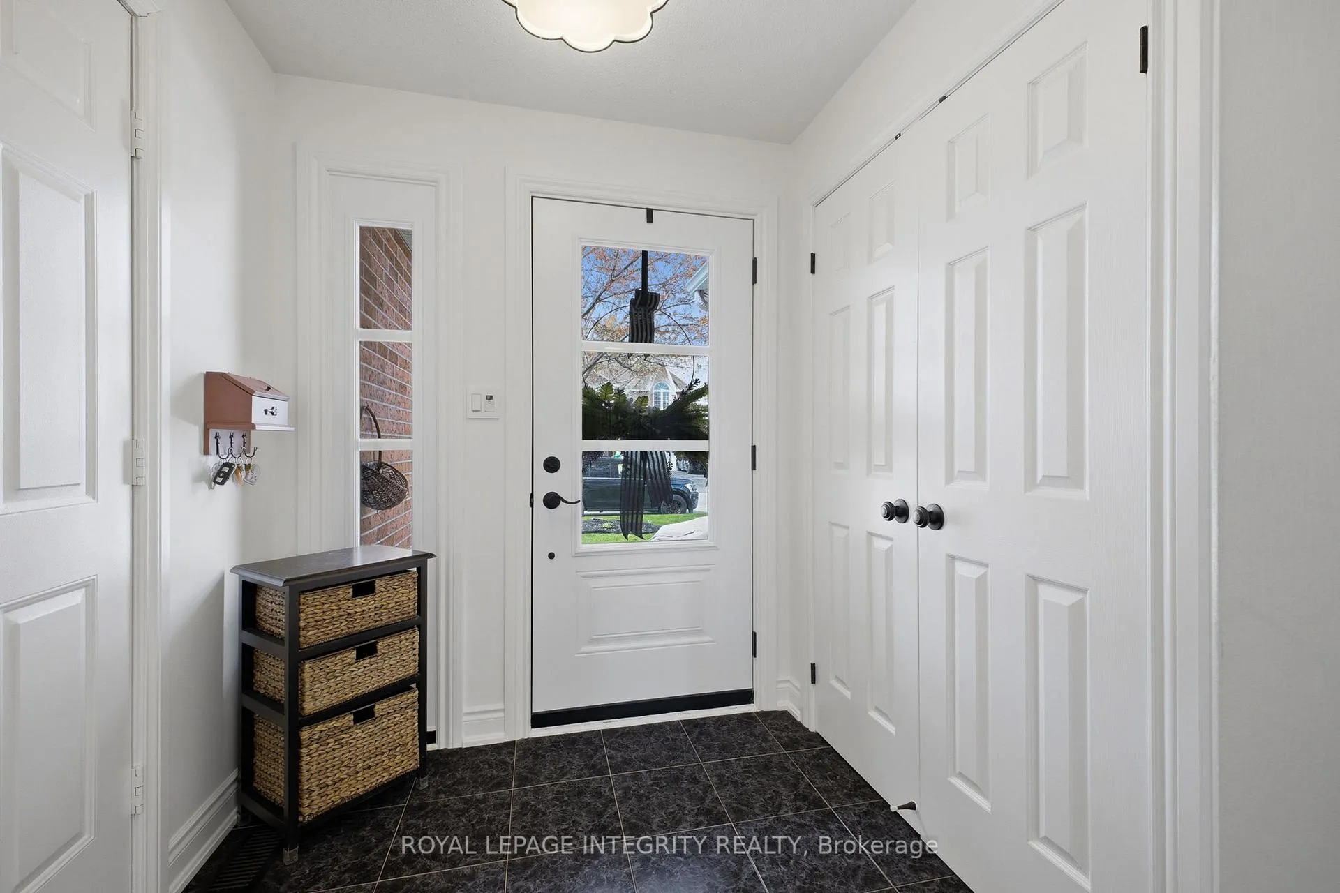 Photo 6 of 1409 Talcy Crescent E, Ottawa, Fallingbrook/Ridgemount — HOMEH