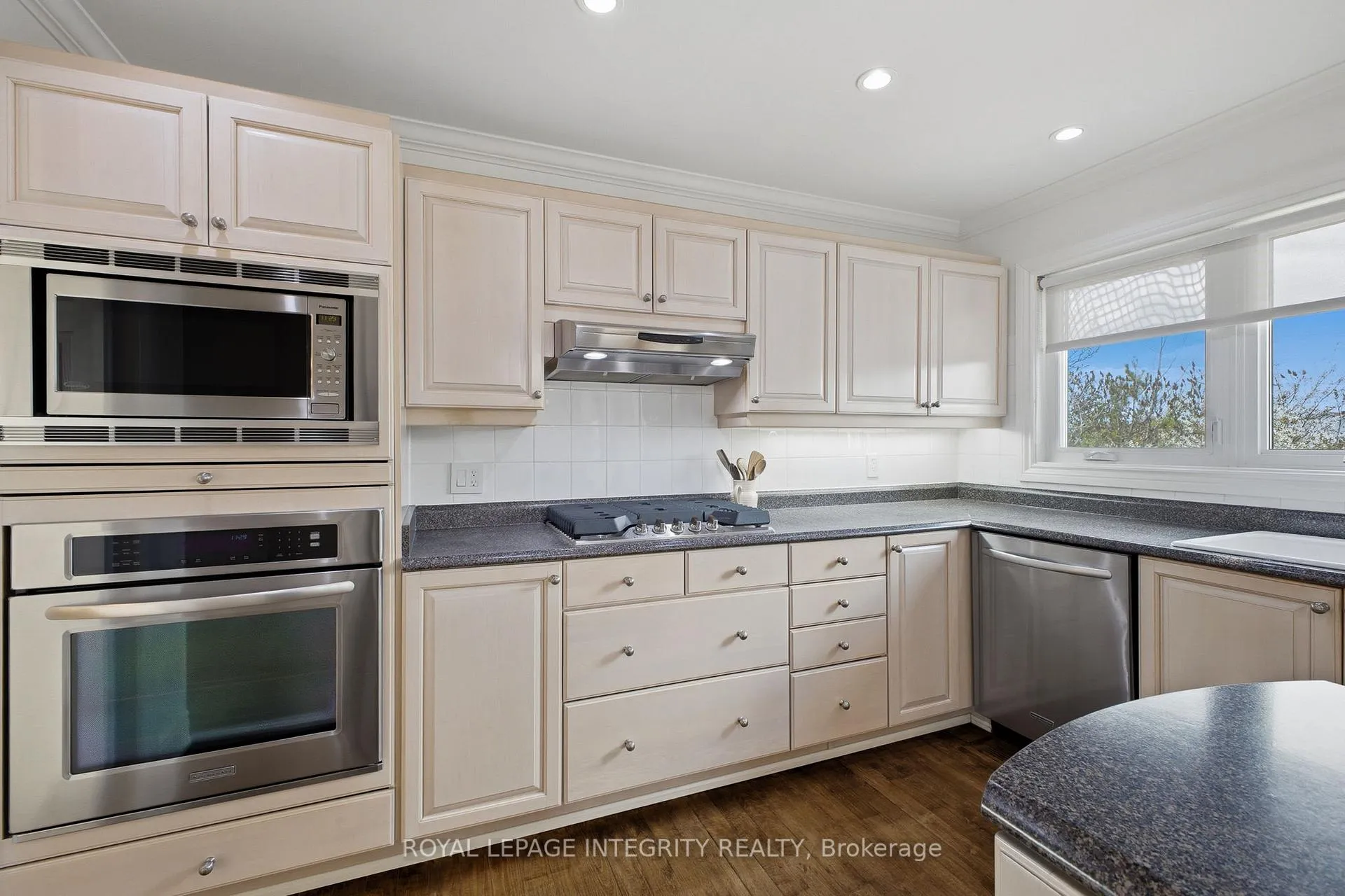 Photo 18 of 1409 Talcy Crescent E, Ottawa, Fallingbrook/Ridgemount — HOMEH