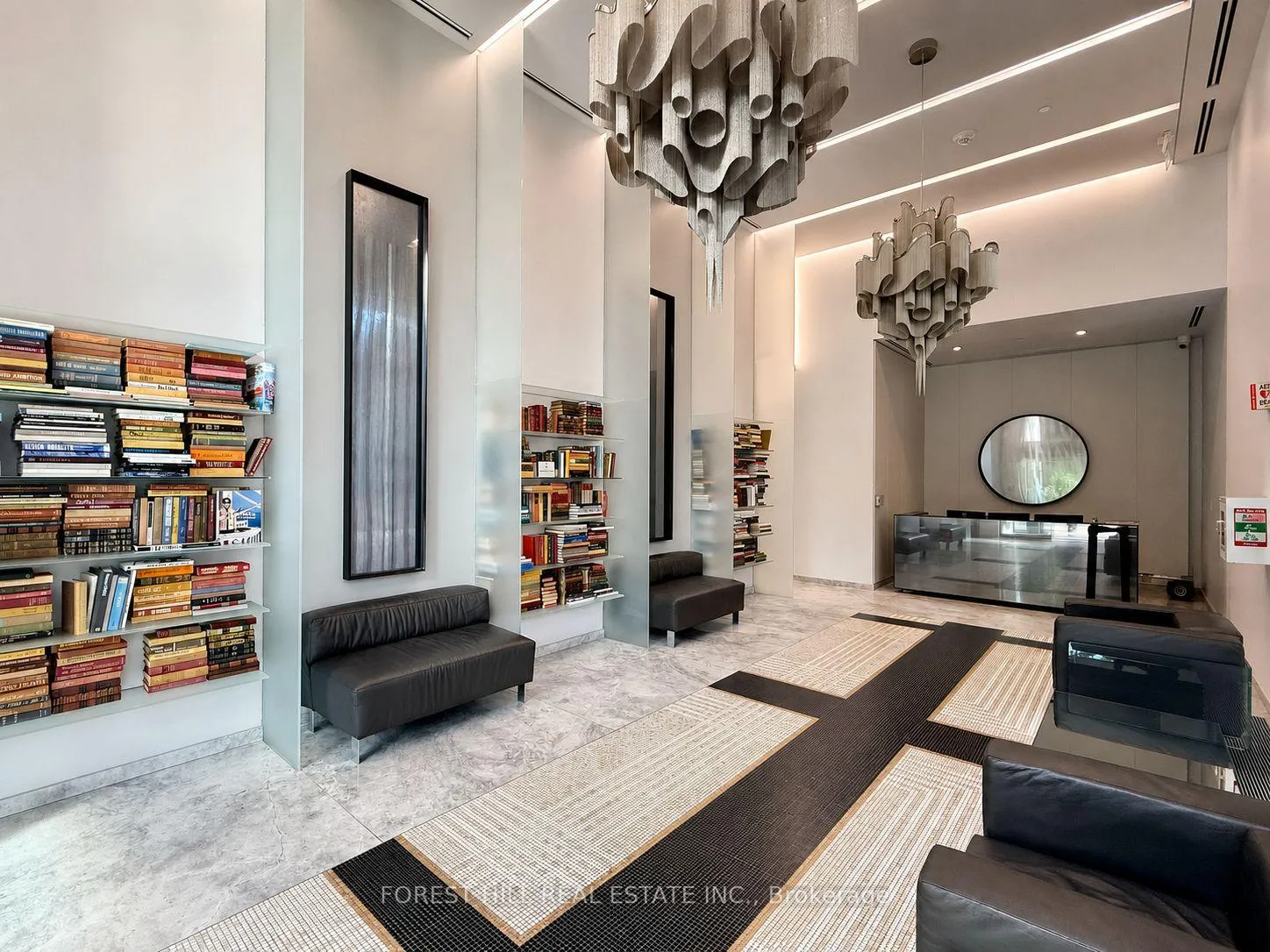 Photo 4 of Unit 724, 8 Hillsdale Avenue E, Toronto, Mount Pleasant West — HOMEH
