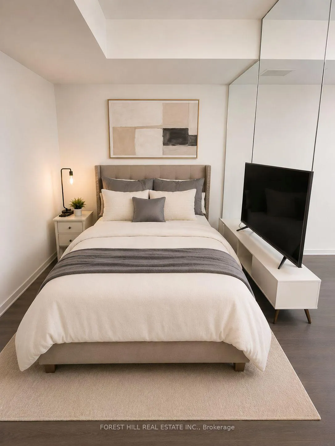 Photo 6 of Unit 724, 8 Hillsdale Avenue E, Toronto, Mount Pleasant West — HOMEH