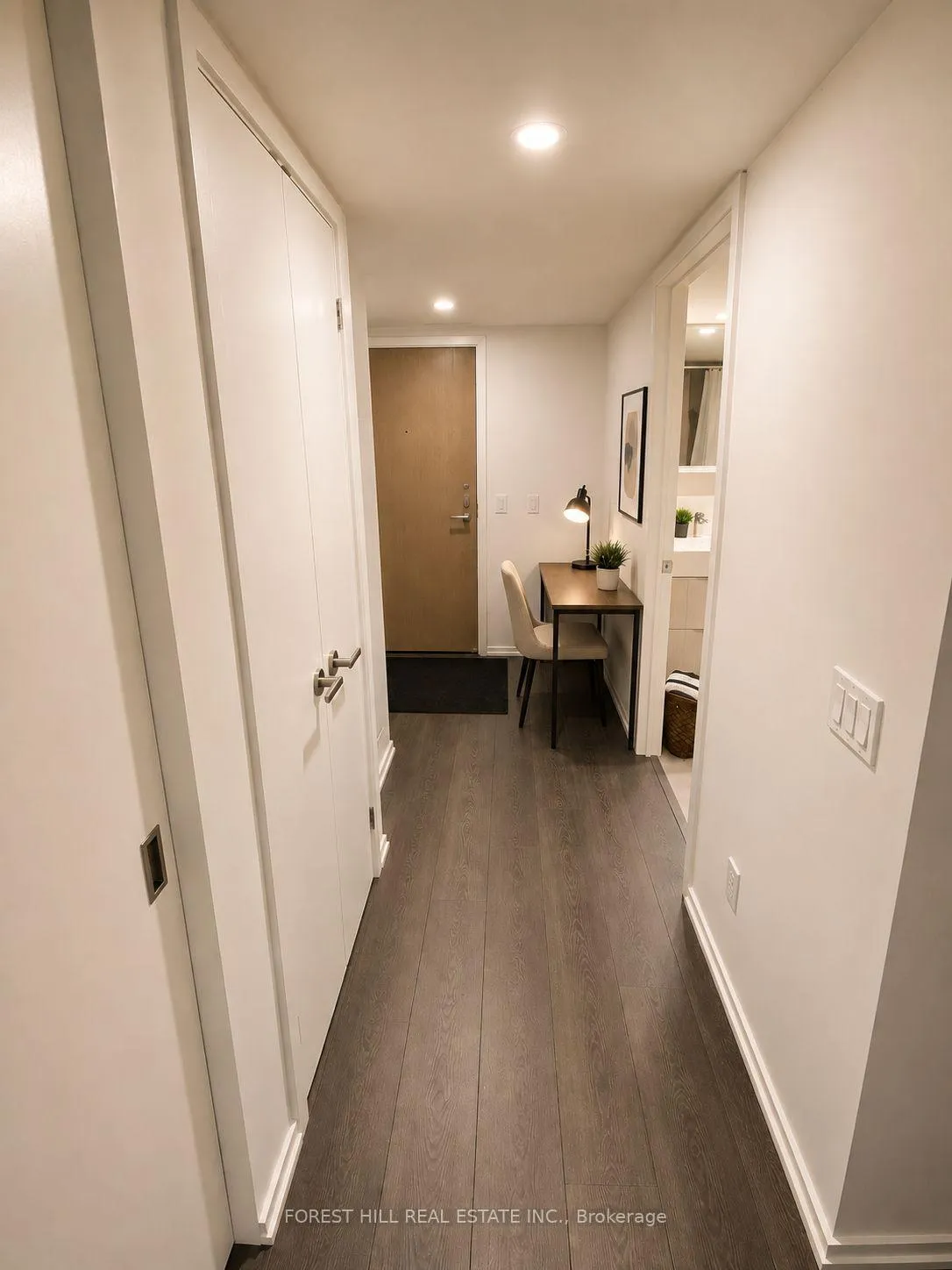 Photo 9 of Unit 724, 8 Hillsdale Avenue E, Toronto, Mount Pleasant West — HOMEH