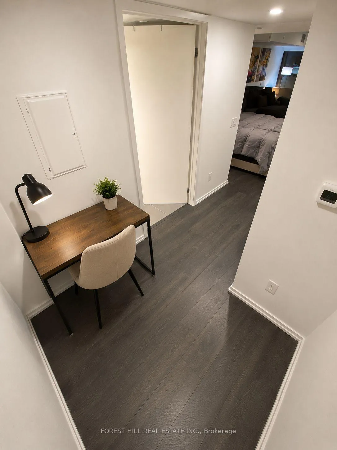 Photo 10 of Unit 724, 8 Hillsdale Avenue E, Toronto, Mount Pleasant West — HOMEH