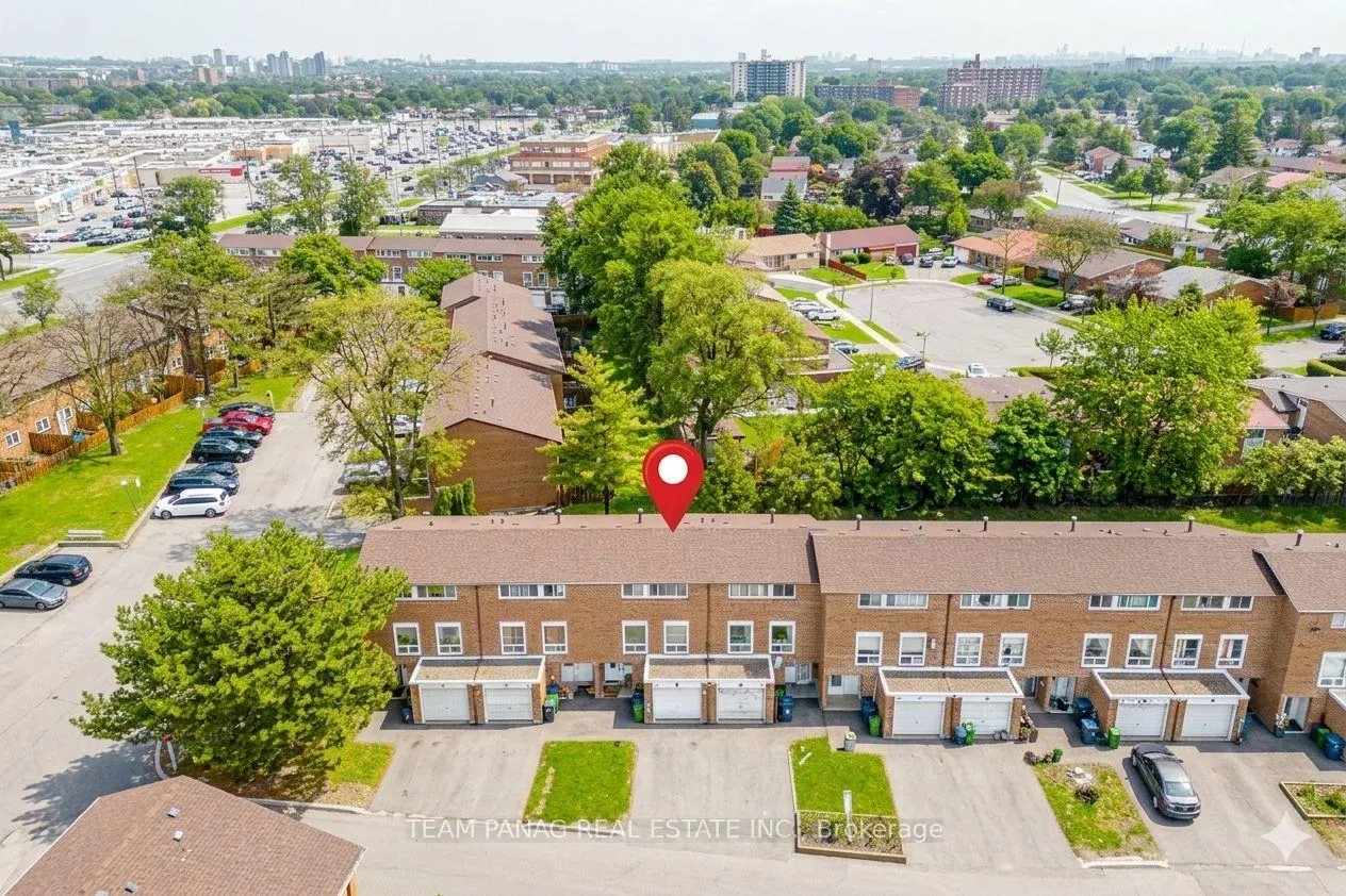 Photo 1 of Unit 30, 9 Kendleton Drive, Etobicoke, Mount Olive-Silverstone-Jamestown — HOMEH