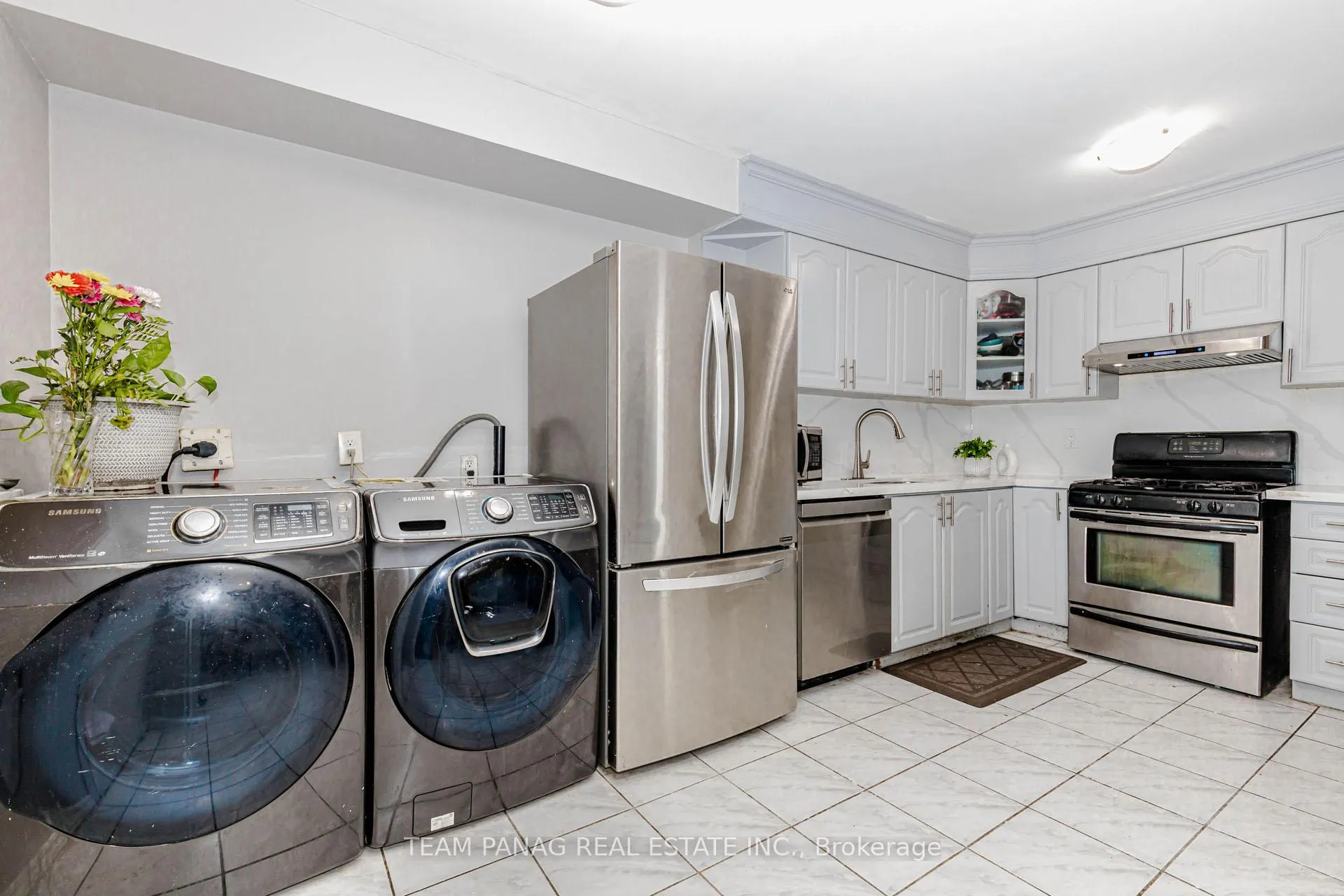 Photo 13 of Unit 30, 9 Kendleton Drive, Etobicoke, Mount Olive-Silverstone-Jamestown — HOMEH