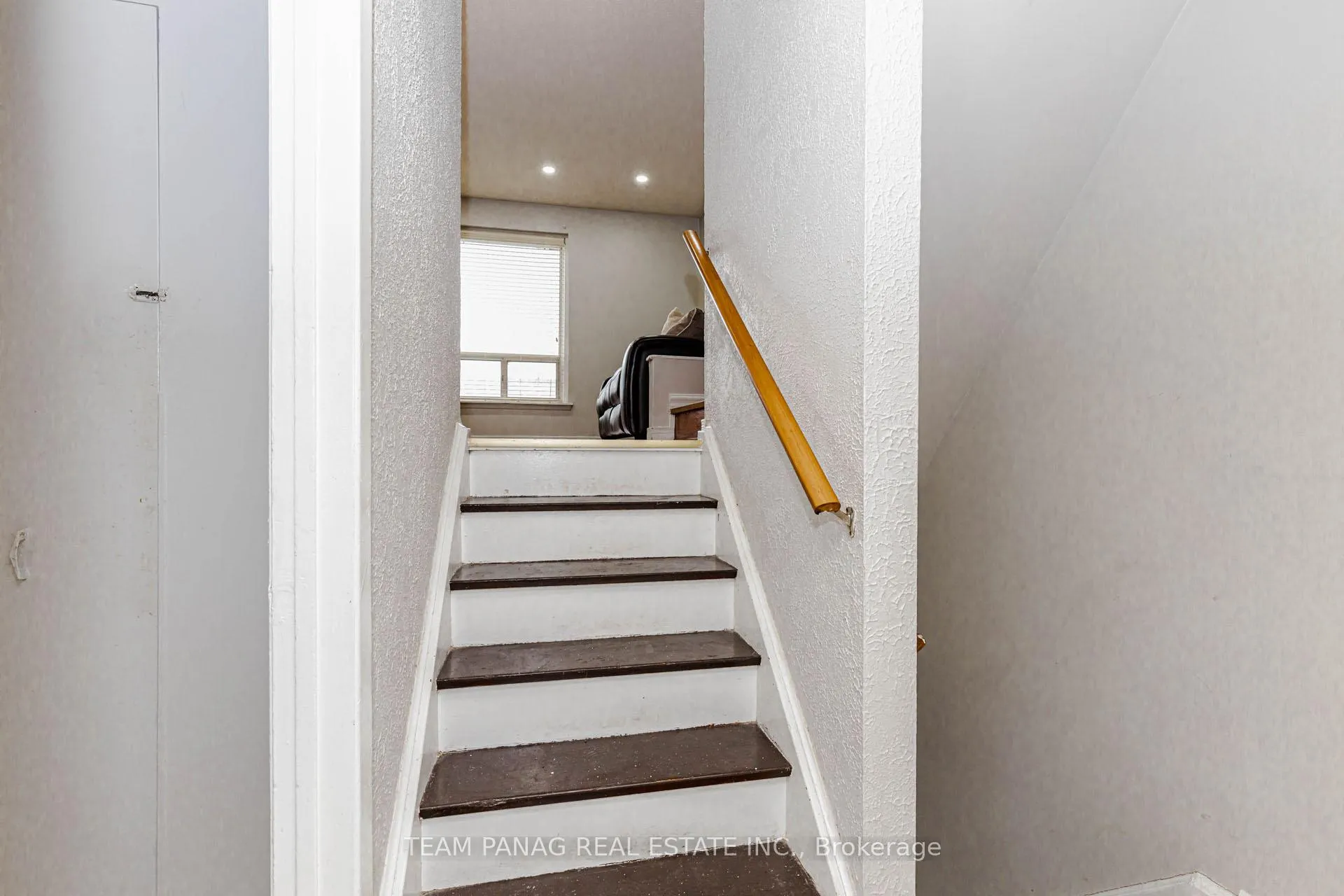 Photo 15 of Unit 30, 9 Kendleton Drive, Etobicoke, Mount Olive-Silverstone-Jamestown — HOMEH