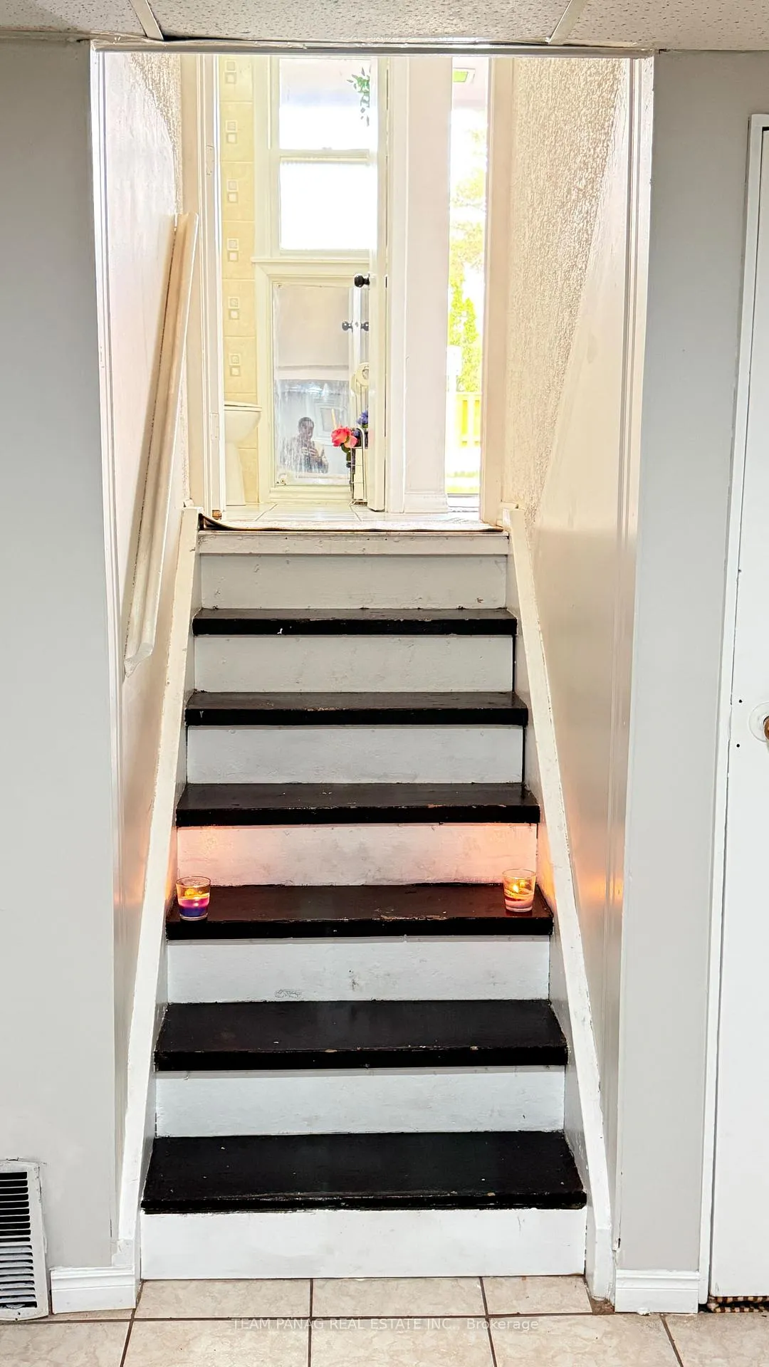 Photo 27 of Unit 30, 9 Kendleton Drive, Etobicoke, Mount Olive-Silverstone-Jamestown — HOMEH