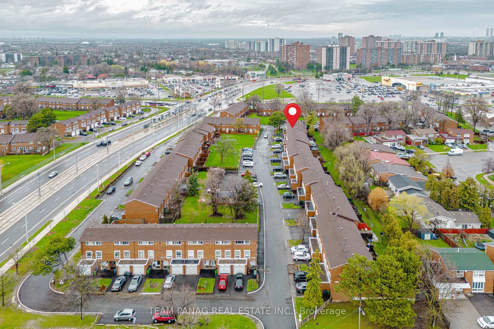 Photo 39 of Unit 30, 9 Kendleton Drive, Etobicoke, Mount Olive-Silverstone-Jamestown — HOMEH