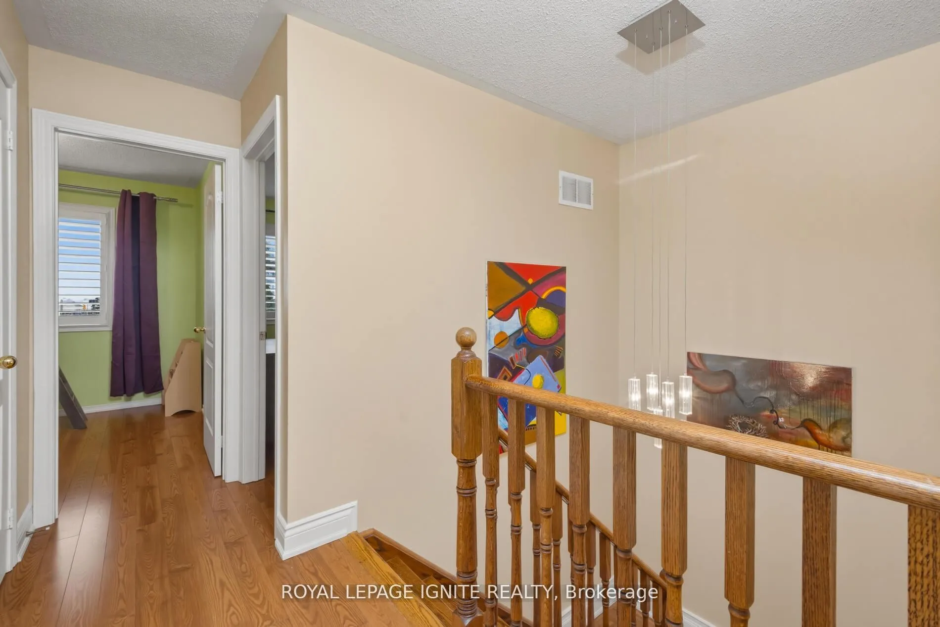 Photo 20 of Unit 37, 19 Foxchase Avenue, Vaughan, East Woodbridge — HOMEH