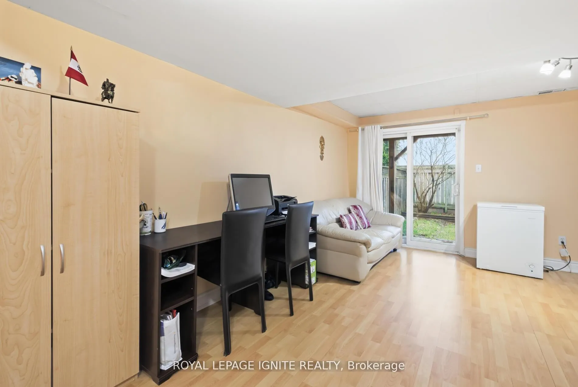 Photo 29 of Unit 37, 19 Foxchase Avenue, Vaughan, East Woodbridge — HOMEH
