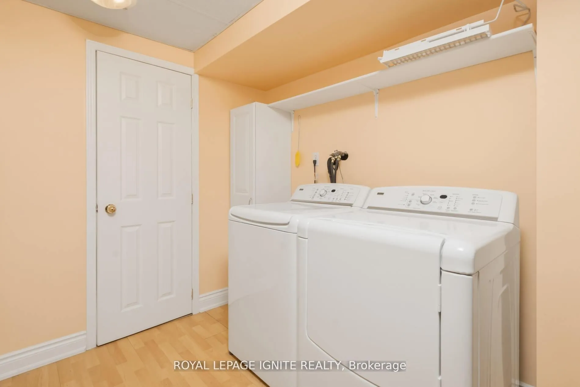 Photo 32 of Unit 37, 19 Foxchase Avenue, Vaughan, East Woodbridge — HOMEH