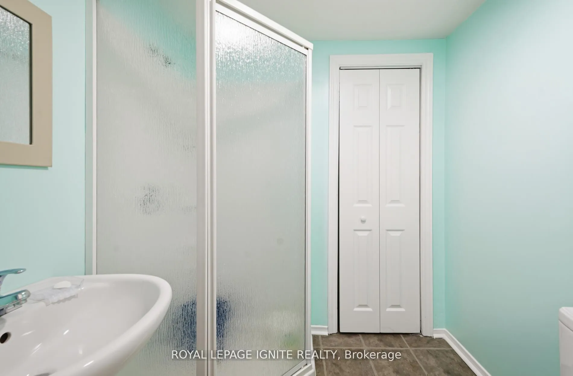 Photo 33 of Unit 37, 19 Foxchase Avenue, Vaughan, East Woodbridge — HOMEH