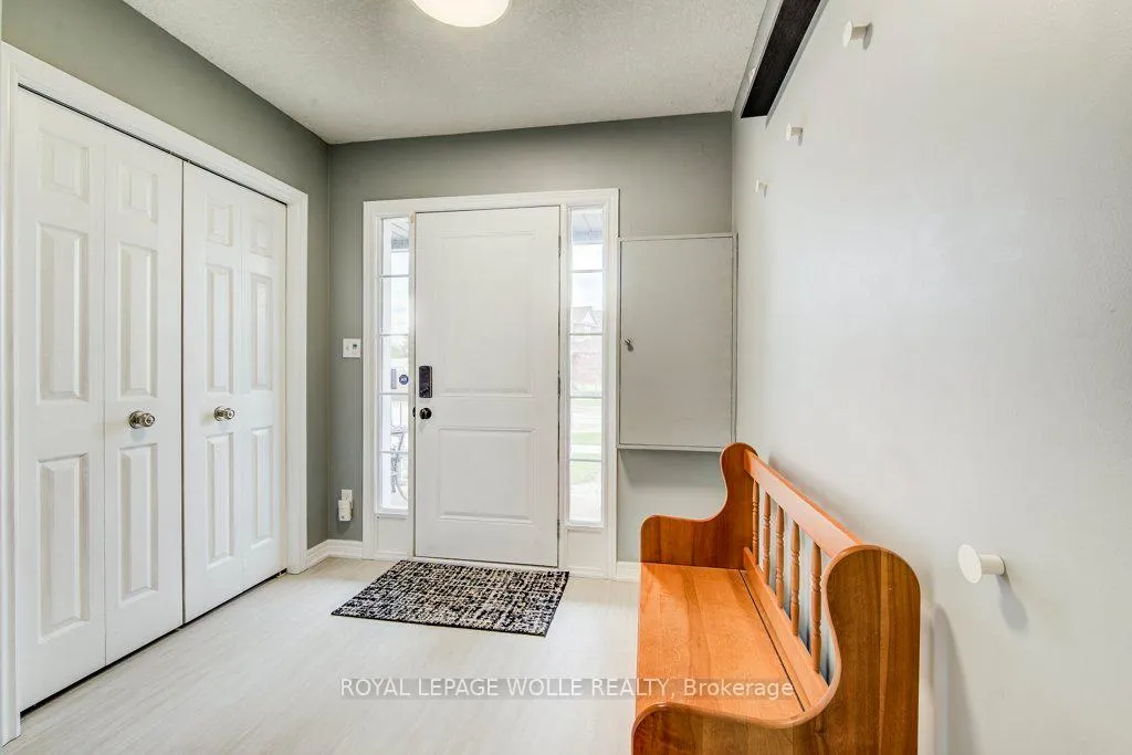 Photo 5 of 14 Cranshaw Street, Kitchener — HOMEH
