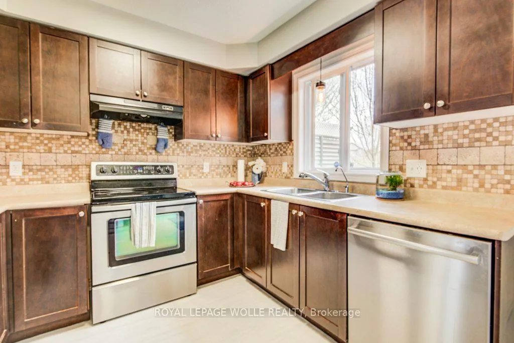 Photo 28 of 14 Cranshaw Street, Kitchener — HOMEH