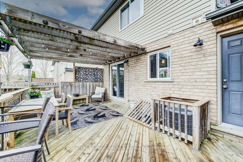 Photo 44 of 14 Cranshaw Street, Kitchener — HOMEH