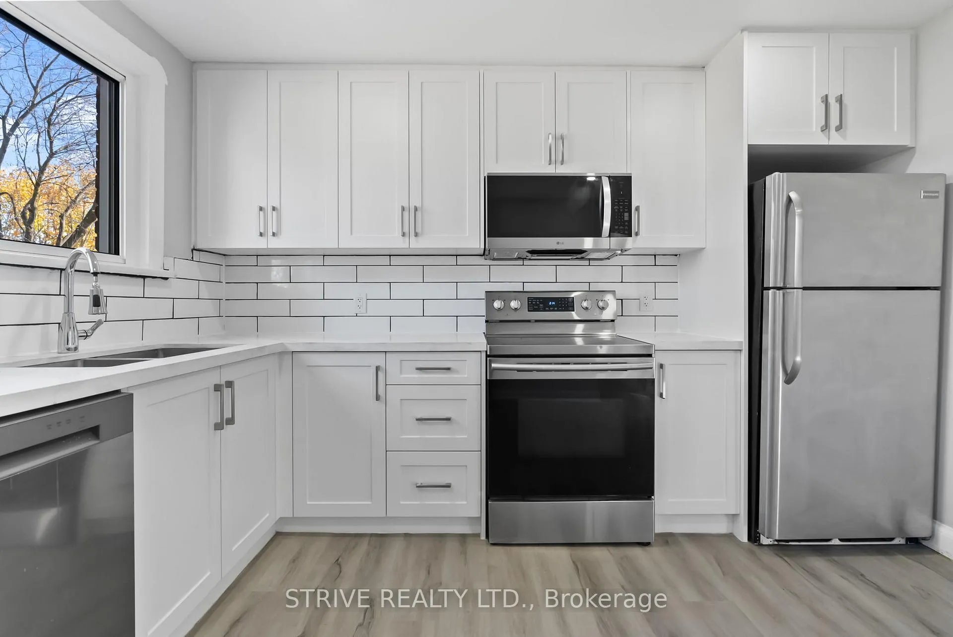 Photo 13 of 73 Central Park Boulevard N, Oshawa, O'Neill — HOMEH