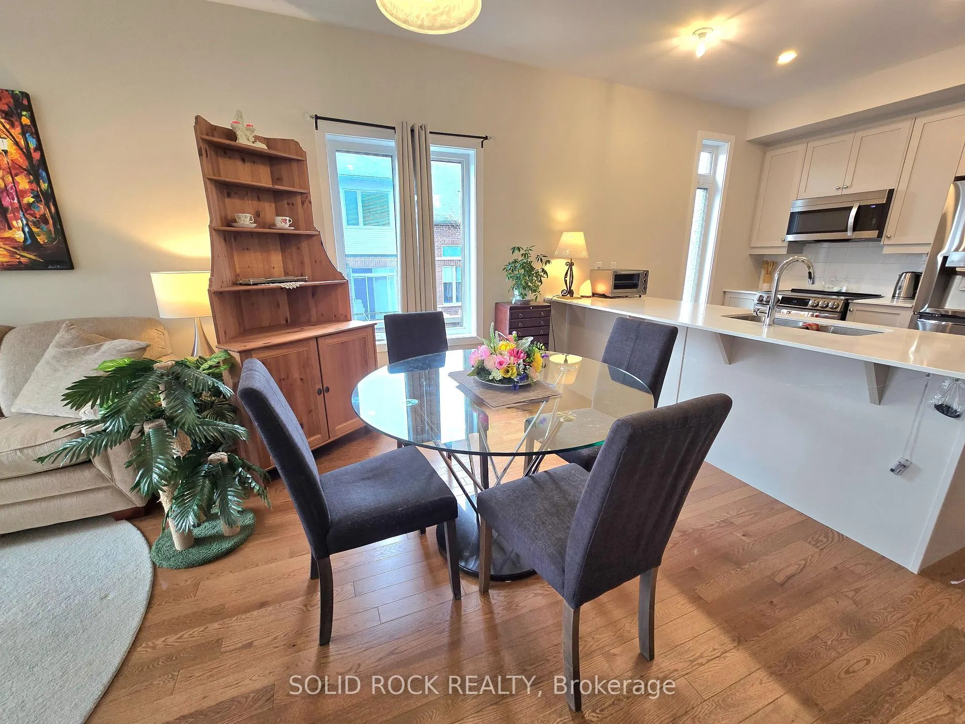 Photo 7 of 844 Ralph Hennessy Avenue, Ottawa, Riverside South/Gloucester Glen — HOMEH