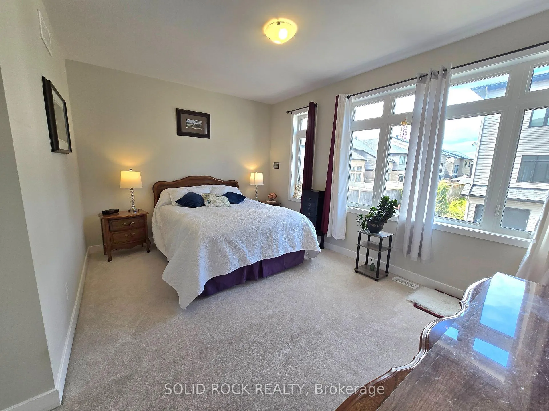 Photo 12 of 844 Ralph Hennessy Avenue, Ottawa, Riverside South/Gloucester Glen — HOMEH
