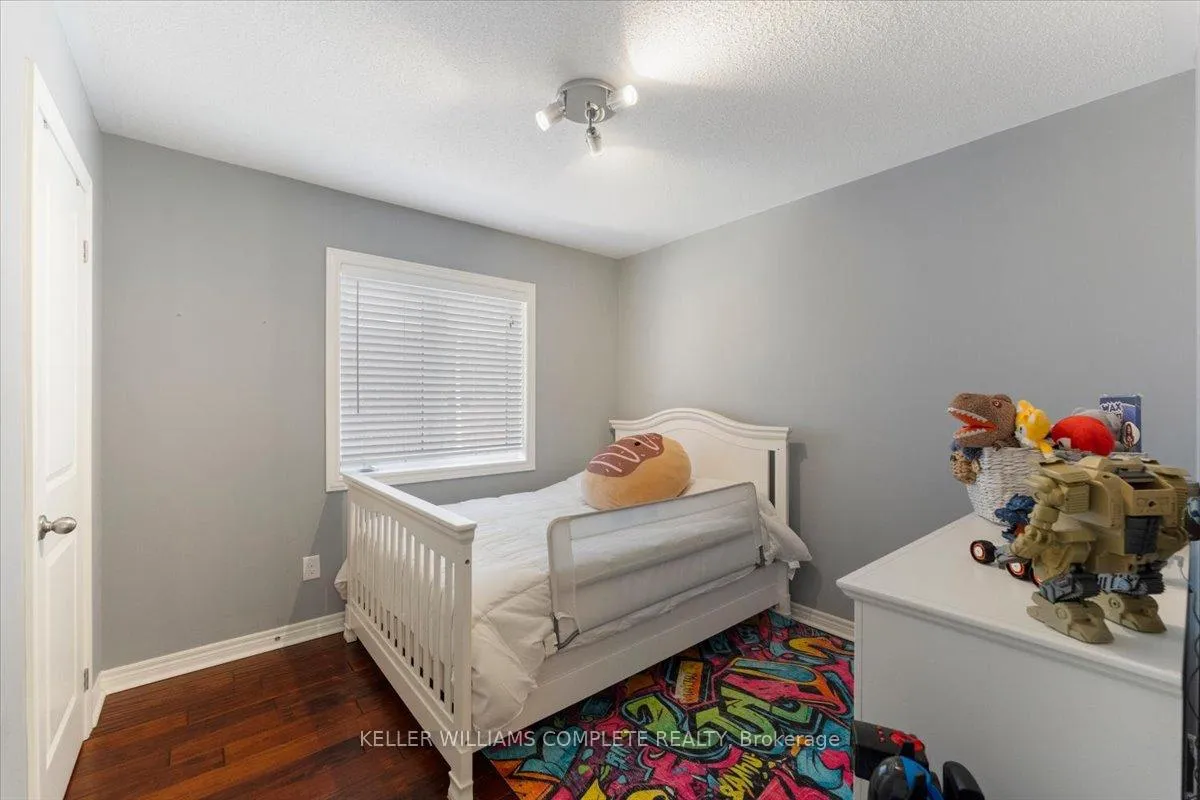 Photo 24 of 139 Vinton Road, Hamilton, Meadowlands — HOMEH