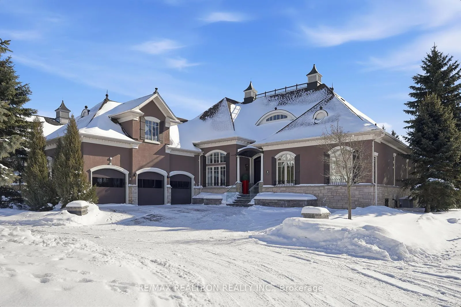 Front of 129 Country Club Drive