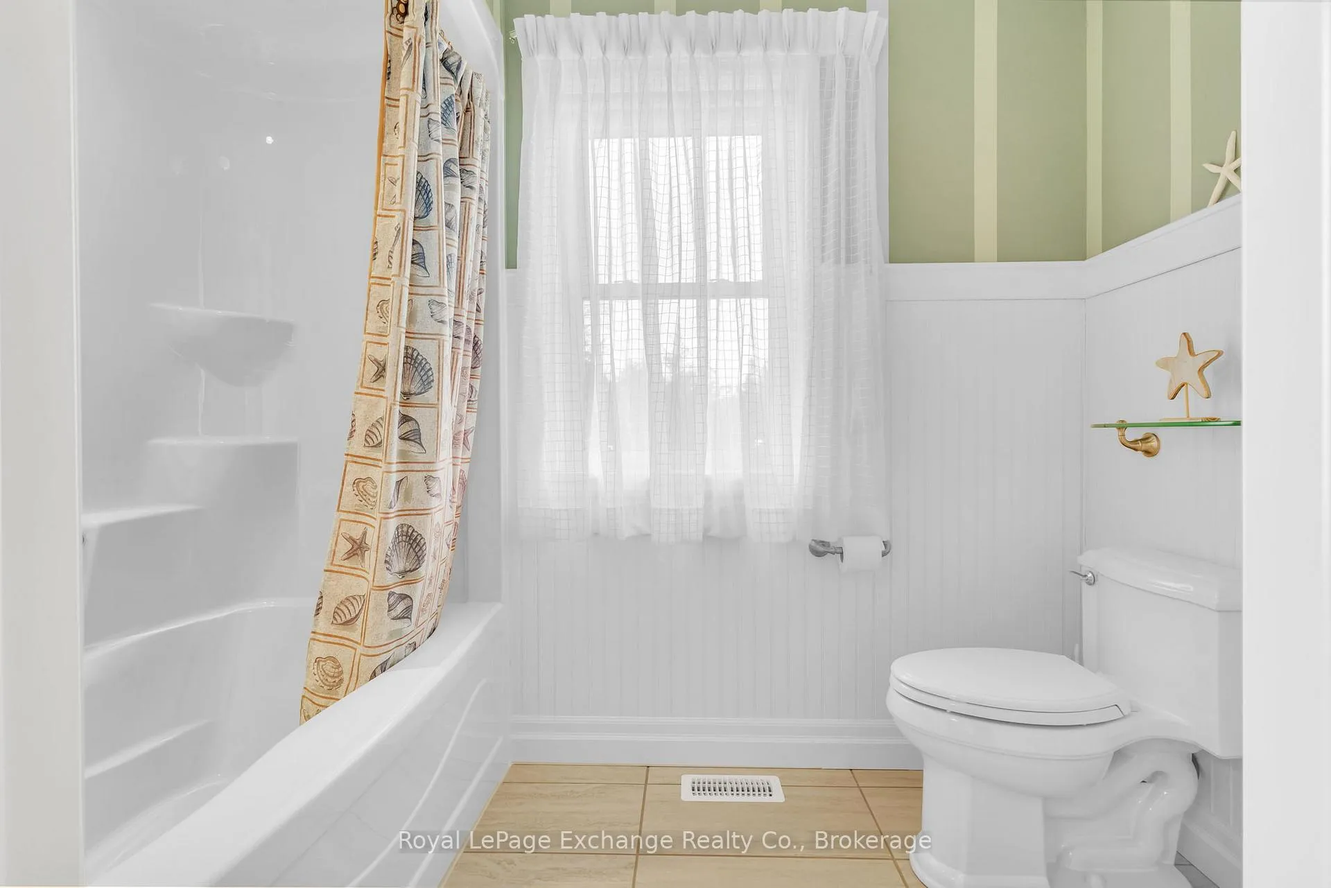 Photo 38 of 82 Bell Drive, Huron-Kinloss — HOMEH