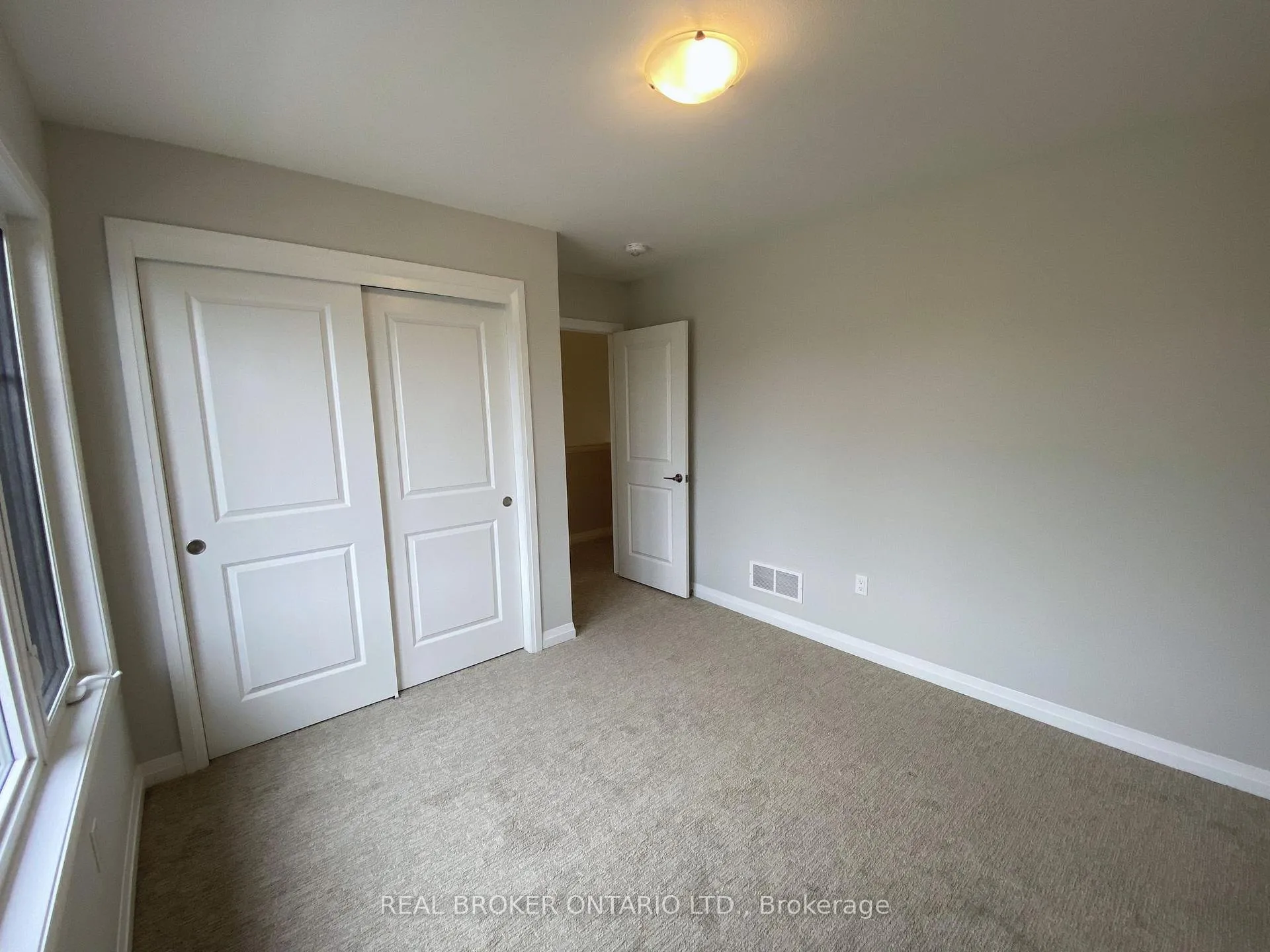 Photo 7 of 70 Samuel Avenue, Pelham, Fonthill — HOMEH