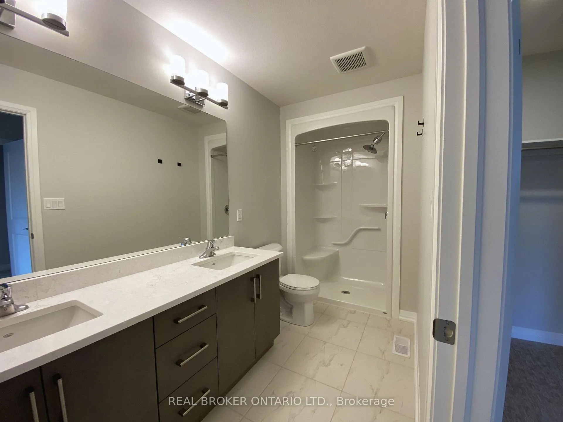 Photo 10 of 70 Samuel Avenue, Pelham, Fonthill — HOMEH