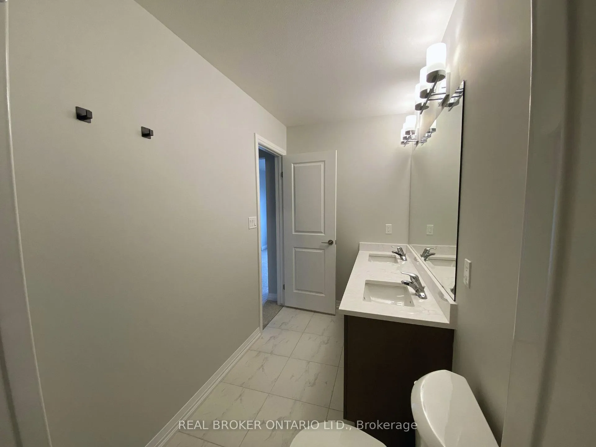 Photo 11 of 70 Samuel Avenue, Pelham, Fonthill — HOMEH