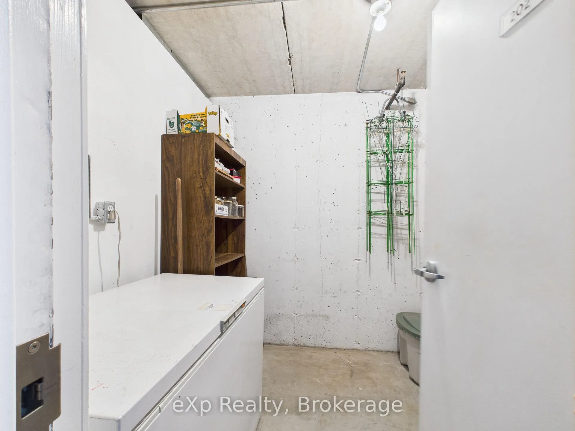 Photo 88 of Unit 202, 85 William Street N, Brockton — HOMEH