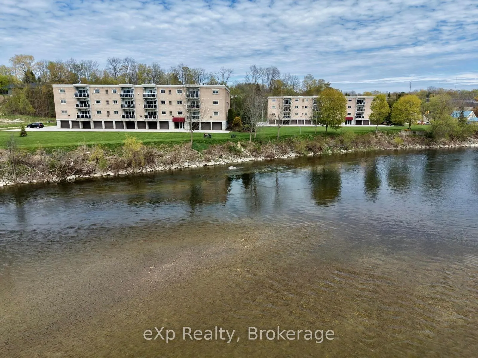 Photo 3 of Unit 202, 85 William Street N, Brockton — HOMEH