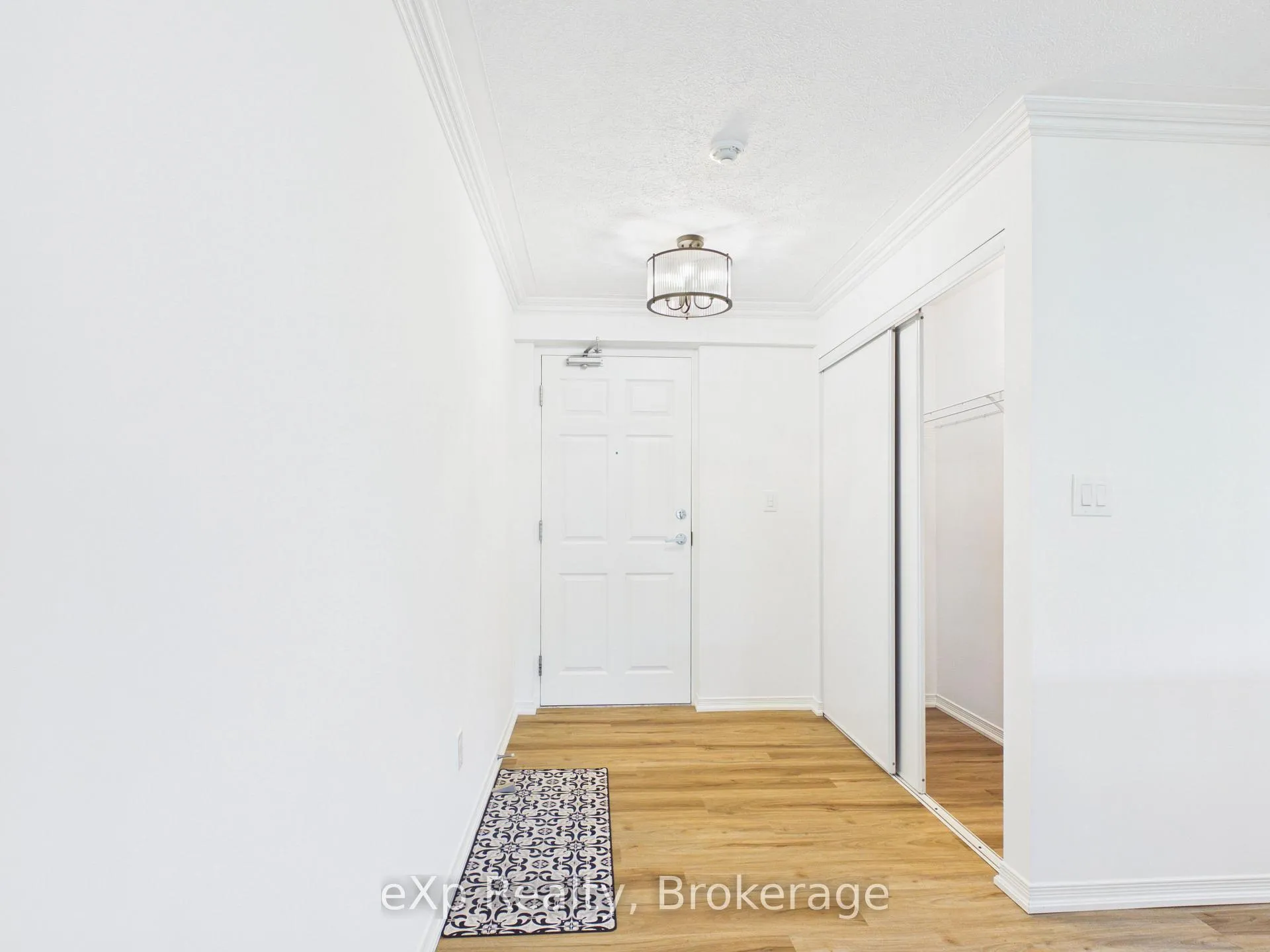 Photo 6 of Unit 202, 85 William Street N, Brockton — HOMEH