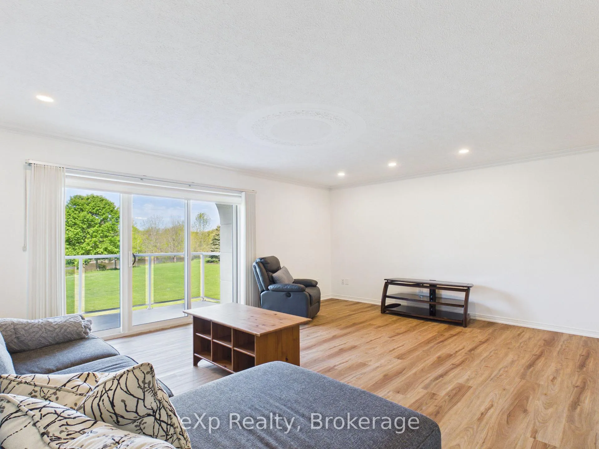 Photo 66 of Unit 202, 85 William Street N, Brockton — HOMEH
