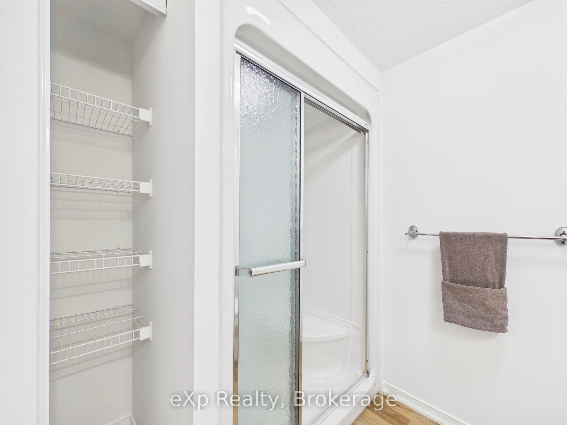 Photo 76 of Unit 202, 85 William Street N, Brockton — HOMEH