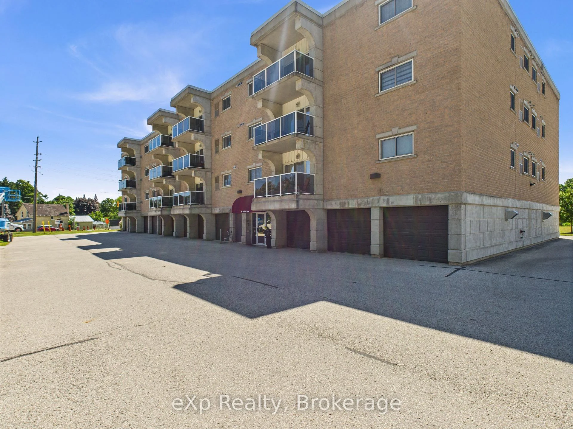 Photo 4 of Unit 202, 85 William Street N, Brockton — HOMEH