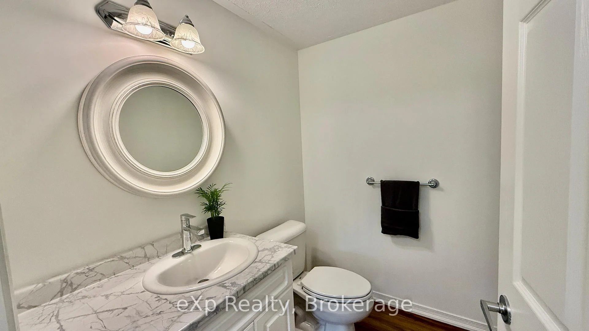 Photo 18 of Unit 202, 85 William Street N, Brockton — HOMEH