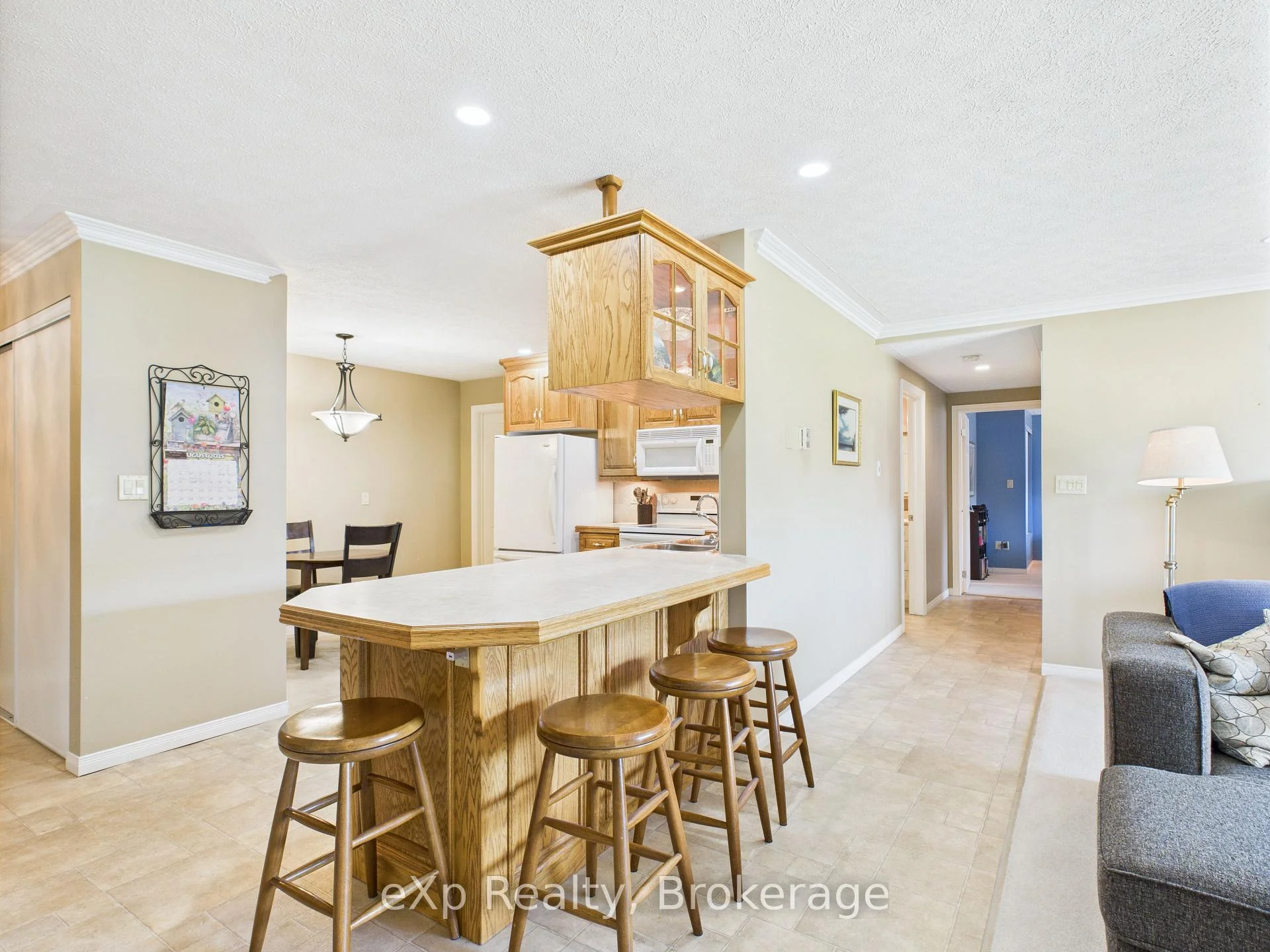 Photo 56 of Unit 202, 85 William Street N, Brockton — HOMEH