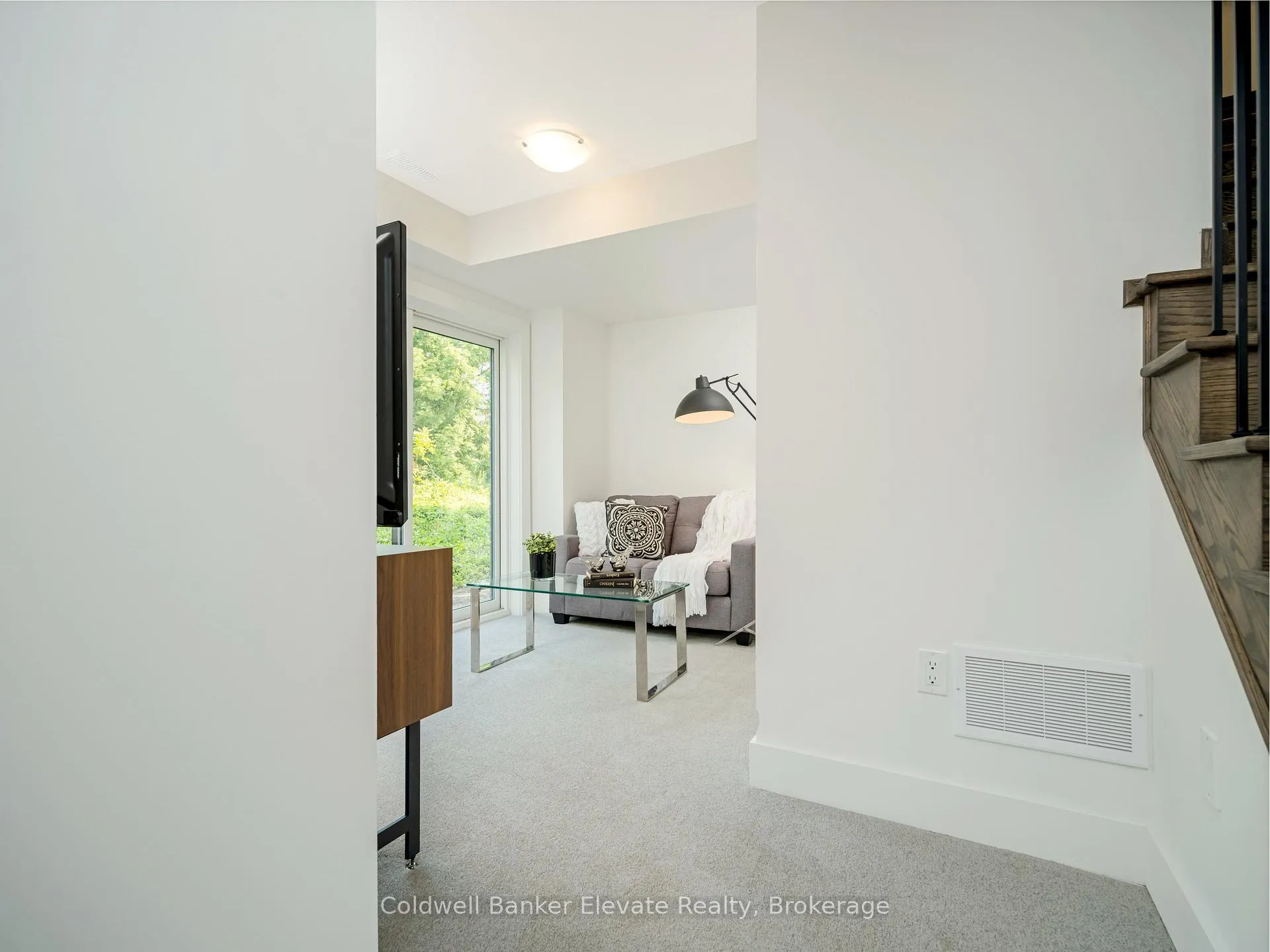 Photo 7 of 66 Windtree Way, Halton Hills, Georgetown — HOMEH