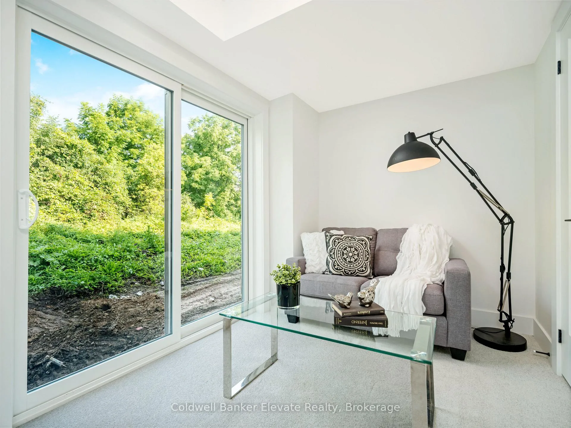 Photo 8 of 66 Windtree Way, Halton Hills, Georgetown — HOMEH