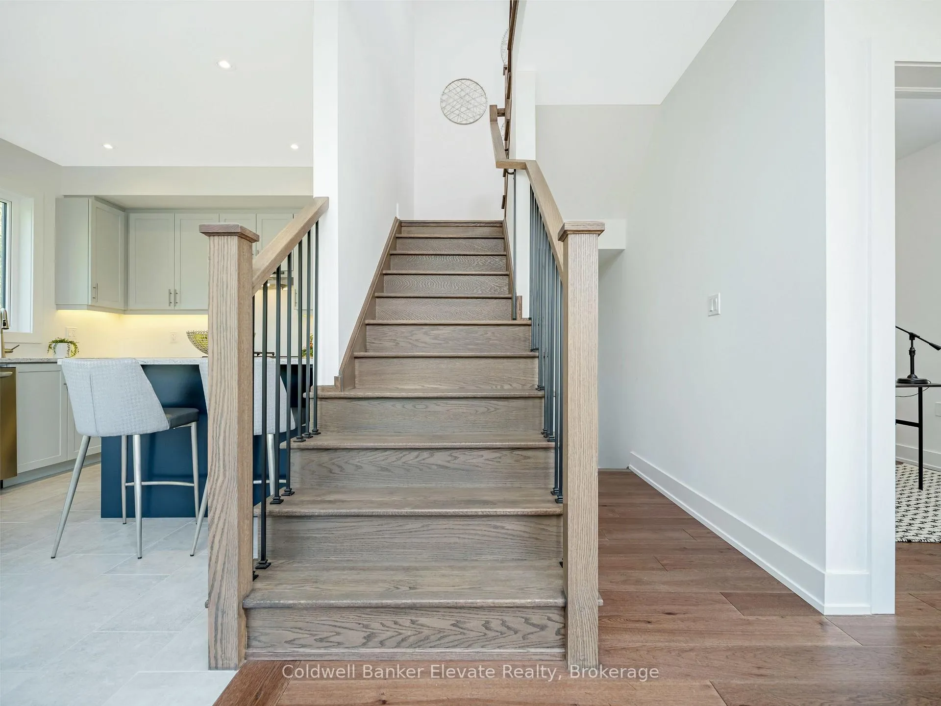 Photo 26 of 66 Windtree Way, Halton Hills, Georgetown — HOMEH