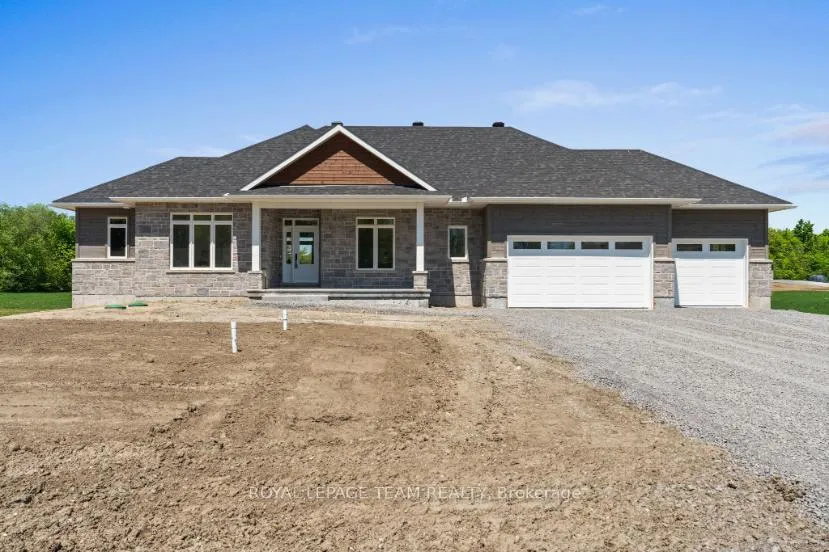 Photo 1 of 99 Hogan Drive, McNab/Braeside, Mcnab/Braeside Twps — HOMEH