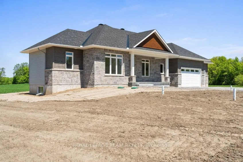Photo 2 of 99 Hogan Drive, McNab/Braeside, Mcnab/Braeside Twps — HOMEH