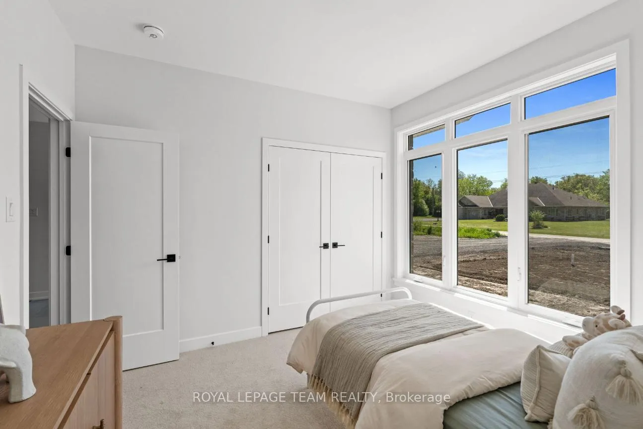 Photo 40 of 99 Hogan Drive, McNab/Braeside, Mcnab/Braeside Twps — HOMEH