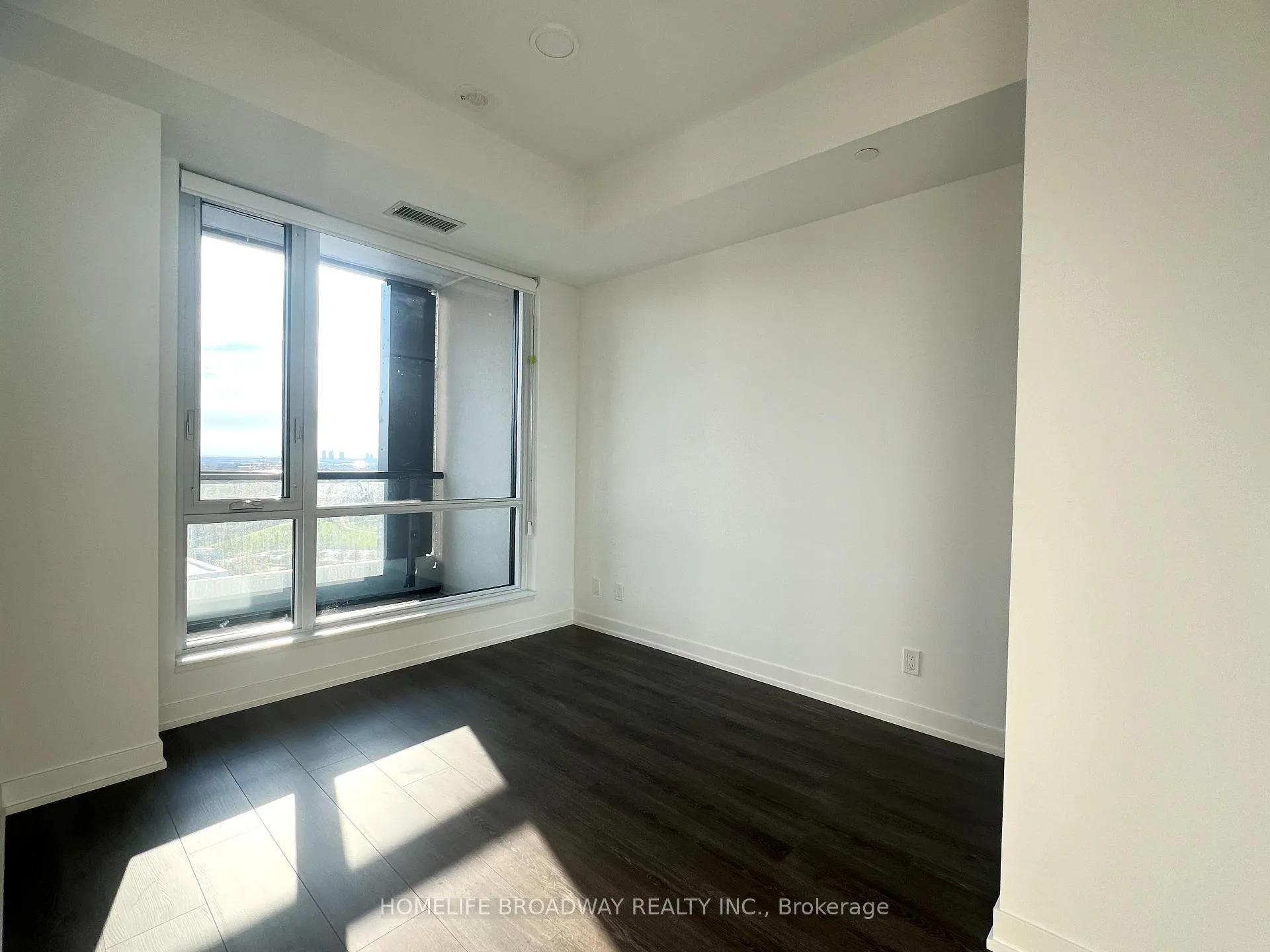 Photo 5 of Unit 1702, 7950 Bathurst Street, Vaughan, Beverley Glen — HOMEH