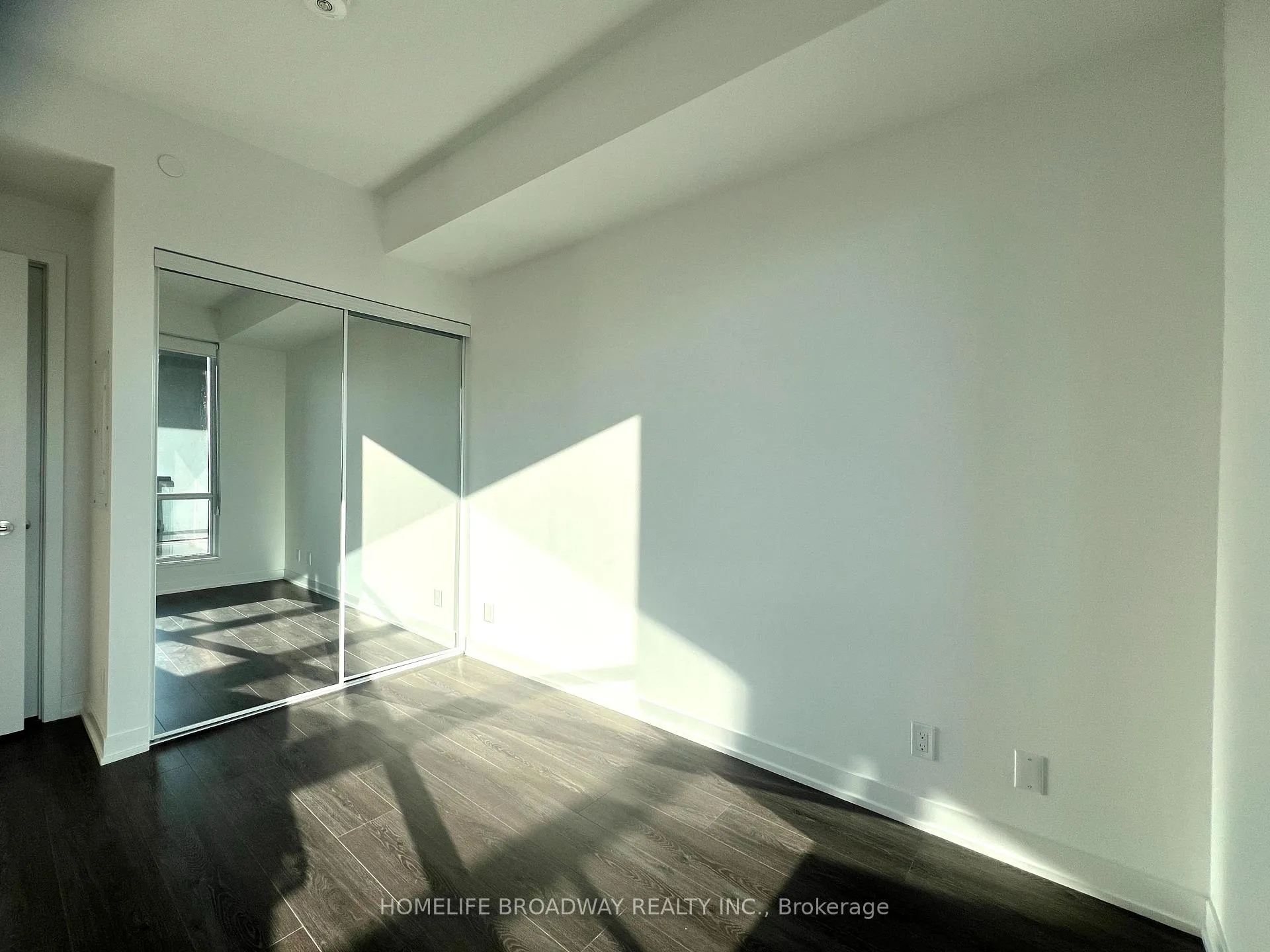 Photo 9 of Unit 1702, 7950 Bathurst Street, Vaughan, Beverley Glen — HOMEH