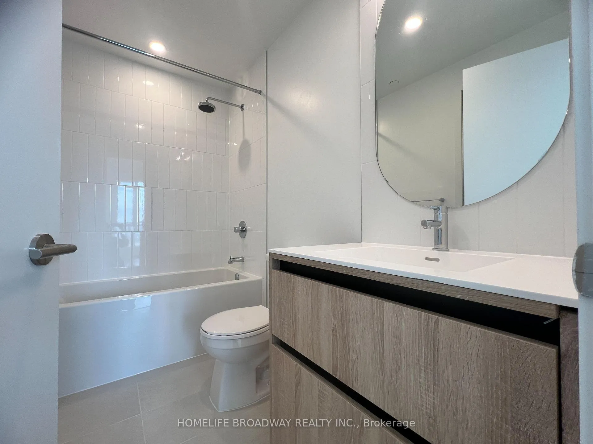 Photo 10 of Unit 1702, 7950 Bathurst Street, Vaughan, Beverley Glen — HOMEH
