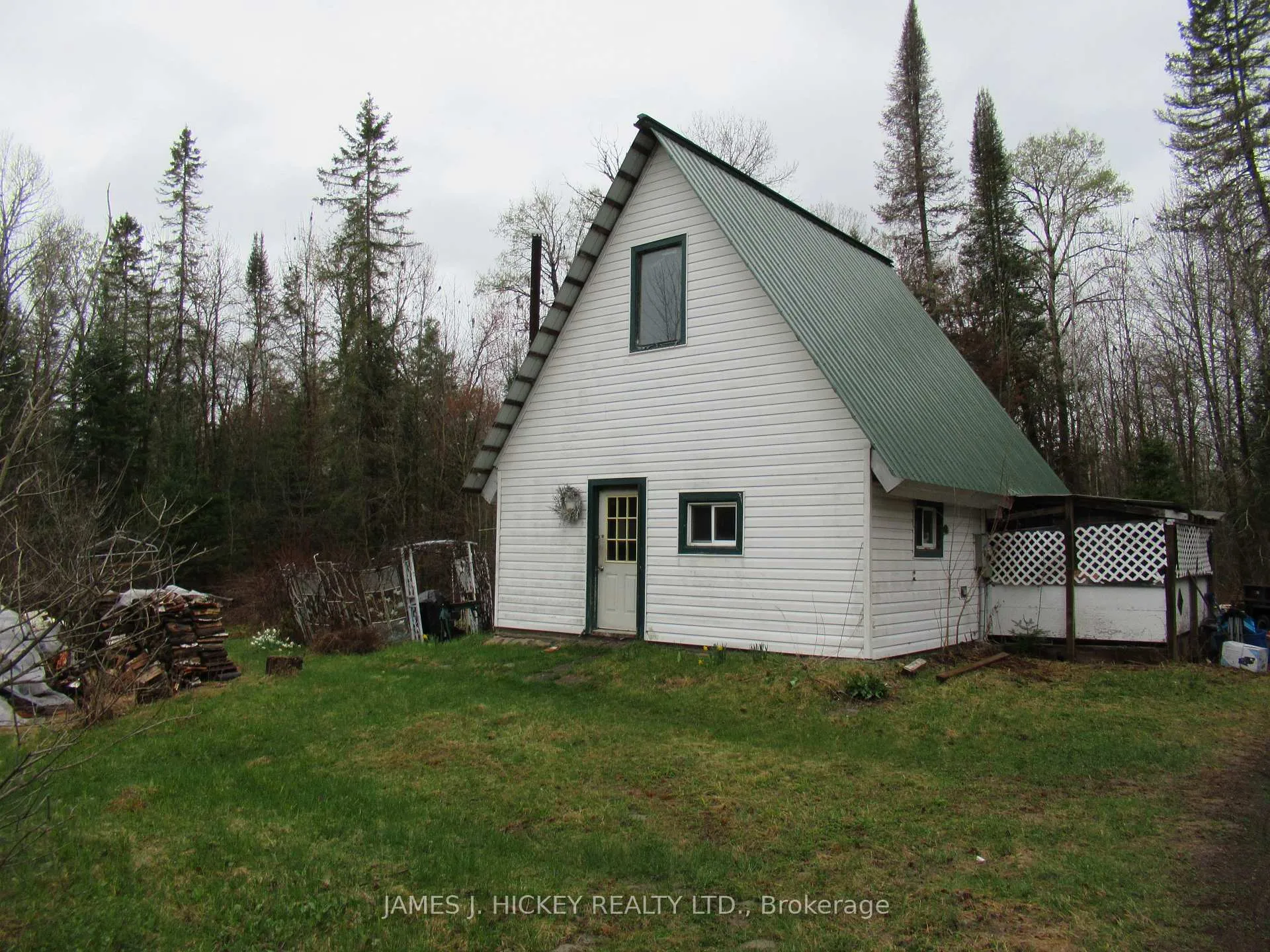 Front of 38859 Hwy 17
